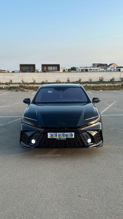 Toyota Camry, 2.0 L, 1 kWh, 2024 il, 103 000 km — Bakı