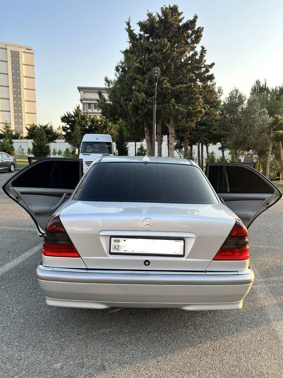 Mercedes C 200, 2.0 L, 1999 il, 350 000 km — Avtomobillər, Bakı (2)