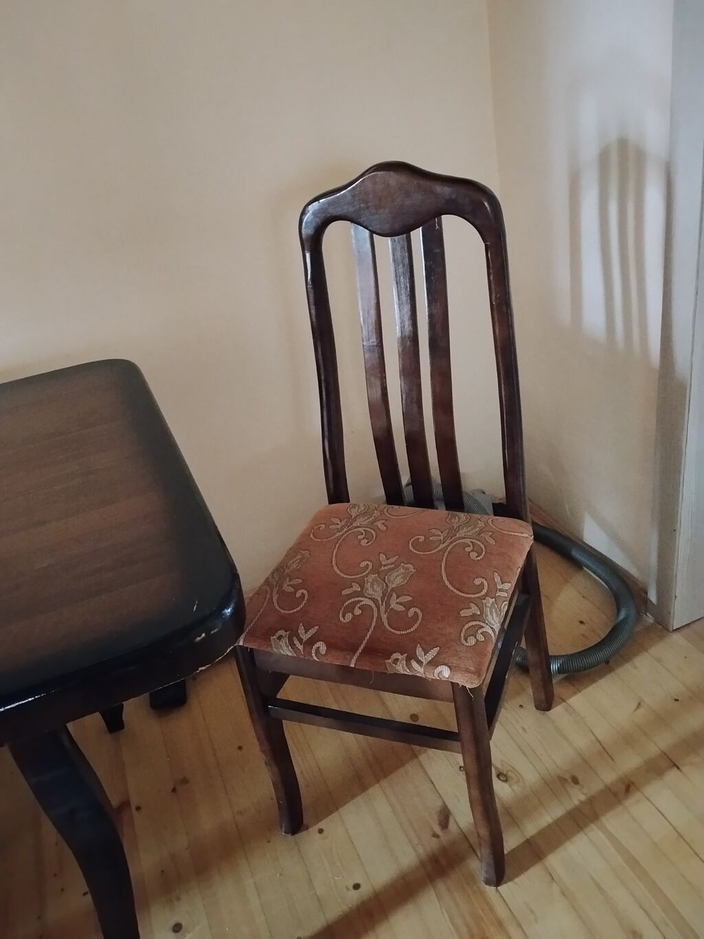 Stol 6 stul yaxwi veziyyetde stol acilandi acilanda 12neferlik olur — Mebel, Digah (3)