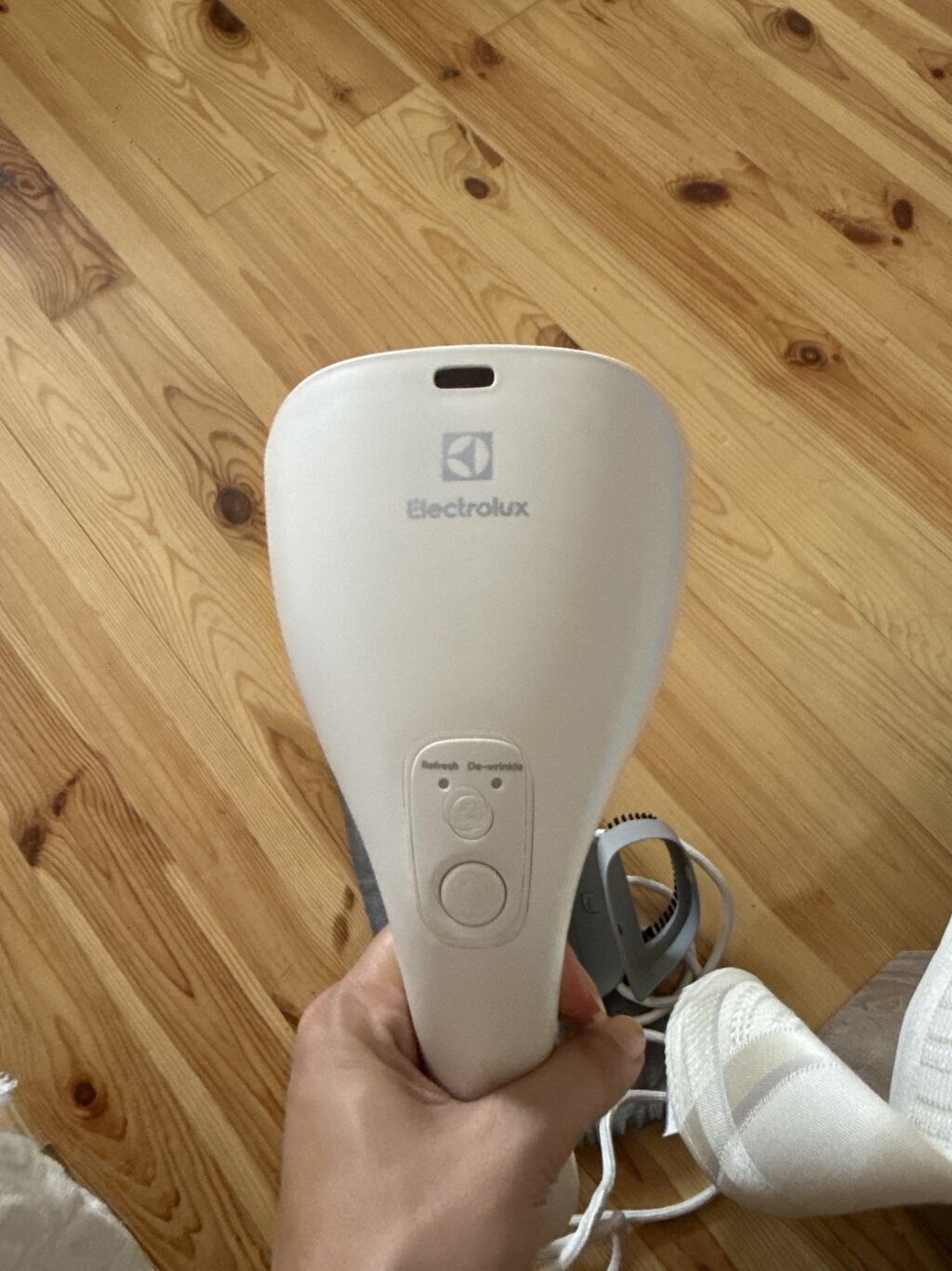 Electrolux əl tipli buxar ütüsü - Portativ, yüngül konstruksiya — Elektronika, Digah (7)