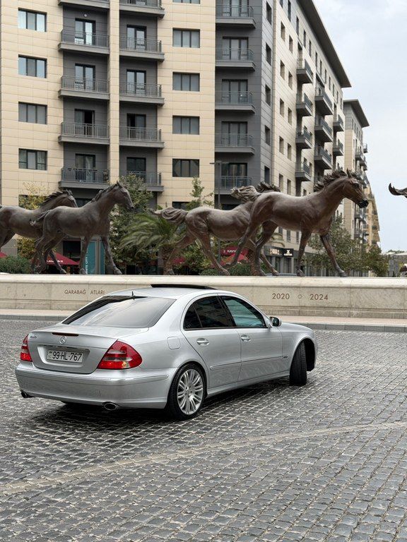 Mercedes E 350, 3.5 L, 2006 il, 300 000 km — Avtomobillər, Bakı (5)