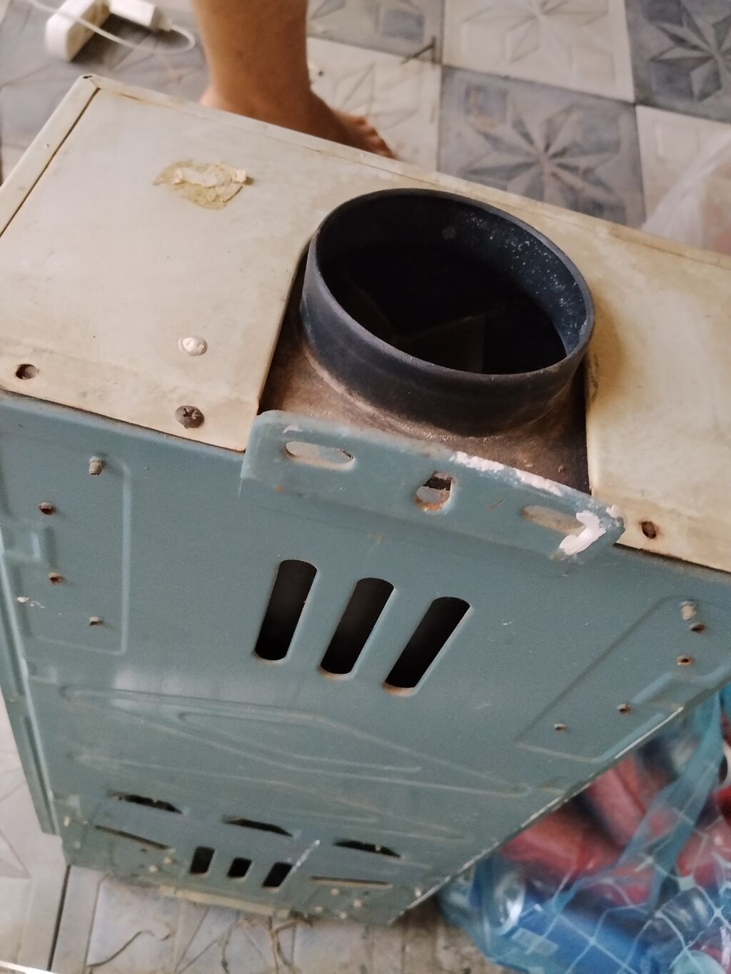 Demirdöküm qazla işləyən su qızdırıcısı (32L) - Brend: Demirdöküm — Elektronika, Bakı (2)