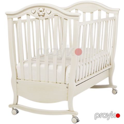 Beşik Erbesi Brigette Ivory — Bakı