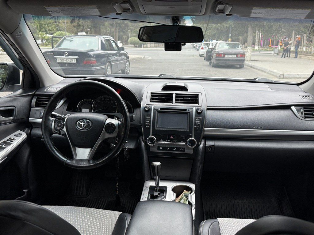 Toyota Camry, 2.5 L, 2014 il, 212 433 km — Avtomobillər, Bakı (7)