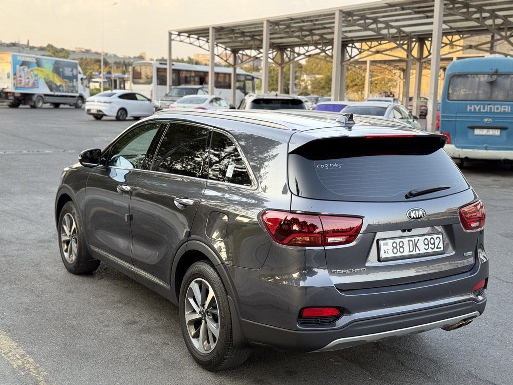 Kia Sorento, 2.0 L, 2018 il, 140 500 km — Avtomobillər, Bakı (6)