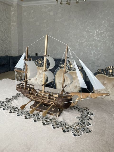 Dekorativ taxta yelkənli gəmi maketi - Material: keyfiyyətli ağac — Xırdalan