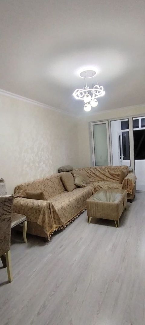 Kiraye verilir 2telebe qıza.her biri 200azn odemekle.unvan: Nizami — Bakı