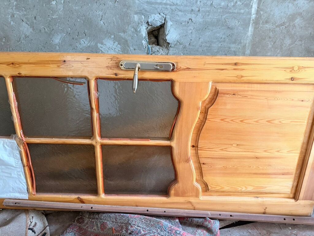Ağac qapı – şüşəli klassik dizayn 2 dene di — Mallar, Bakı (2)