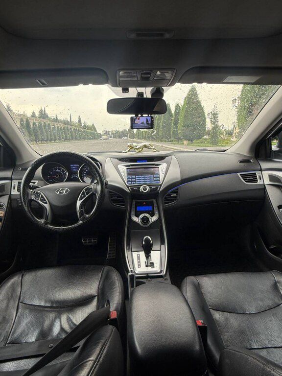 Hyundai Elantra, 1.8 L, 2012 il, 188 000 km — Avtomobillər, Gəncə (11)