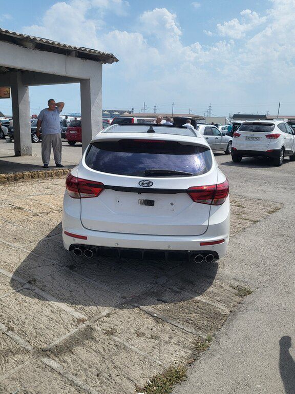 Hyundai i40, 1.7 L, 2015 il, 283 000 km — Avtomobillər, Sumqayıt (5)