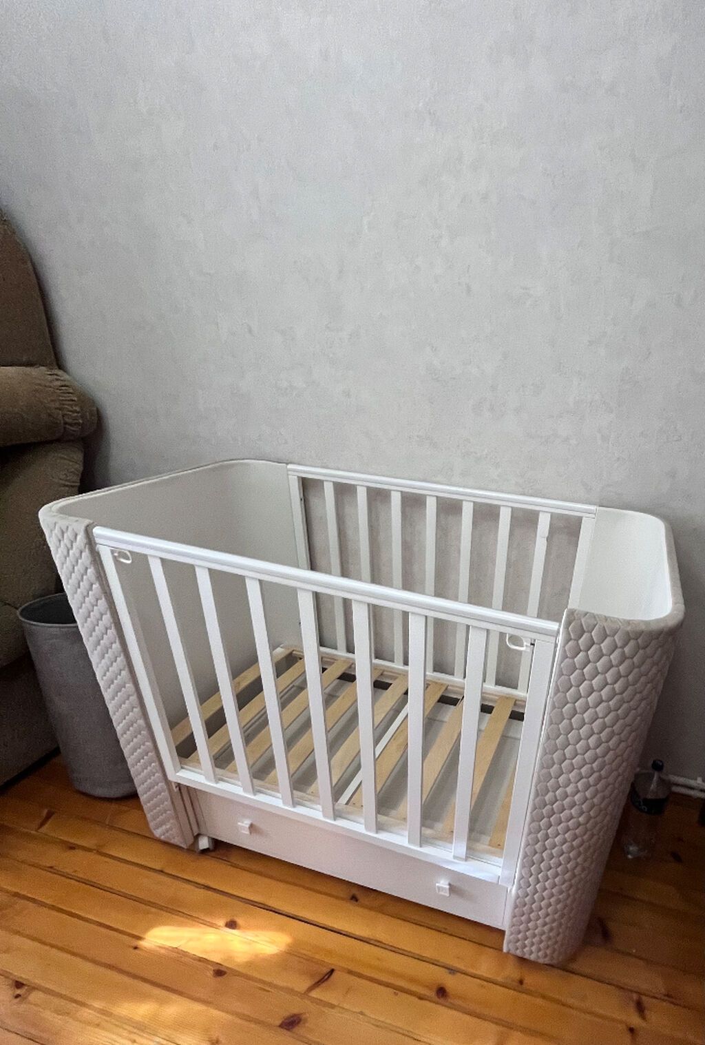 Продается детская кроватка, состояние хорошее, качается, с базой — Mallar, Bakı (3)