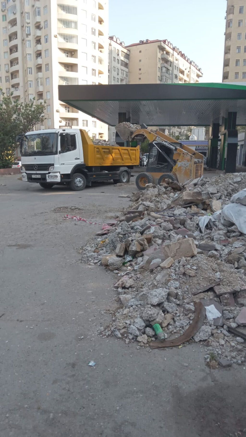 Tullantı və söküntülərin daşınması xidməti Zibil daşınması Söküntü — Xidmətlər, Bakı (7)