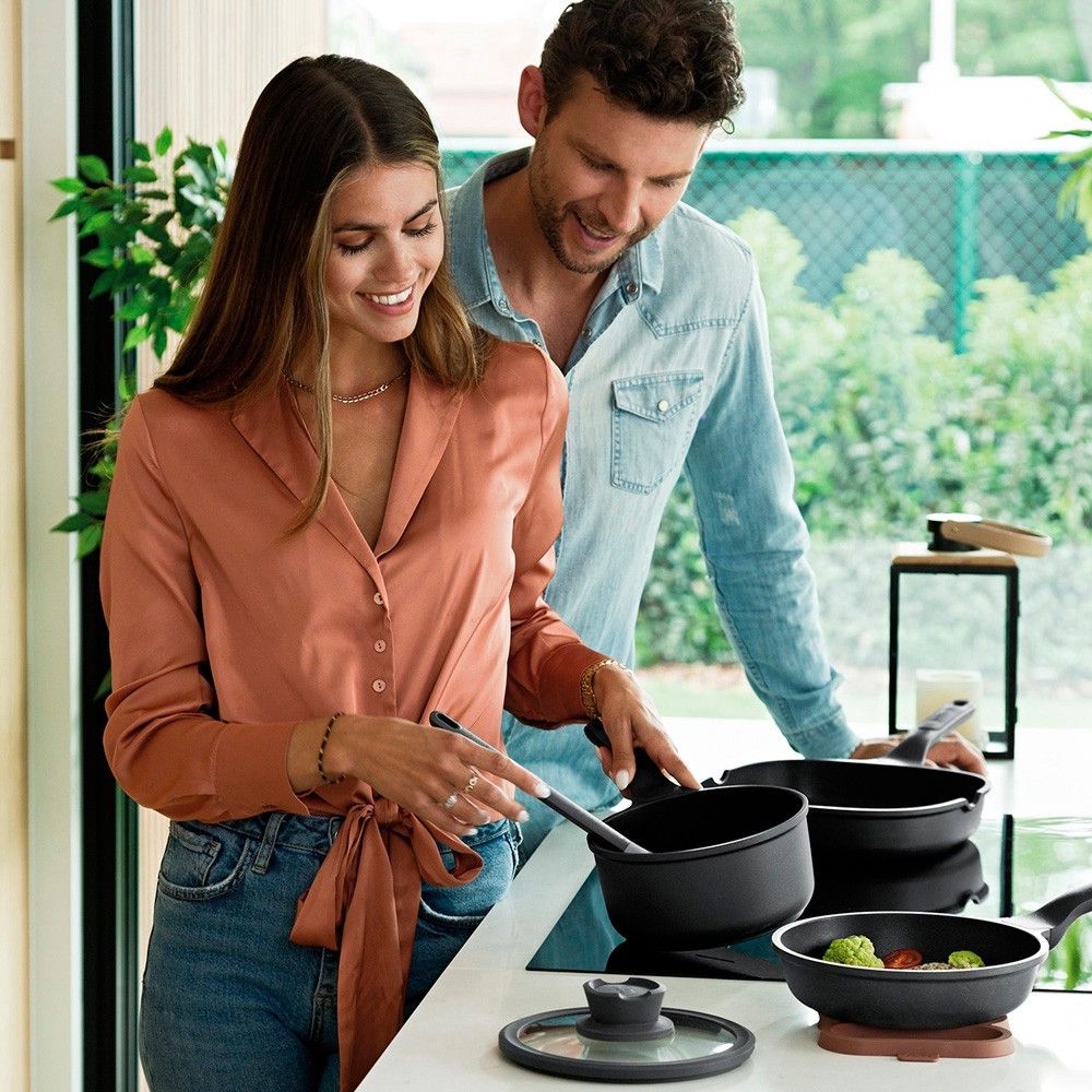 Qazan BergHOFF Covered Saucepan Non-Stick Stone 18 sm 3950591 — Bişirmə qabları, Bakı (2)