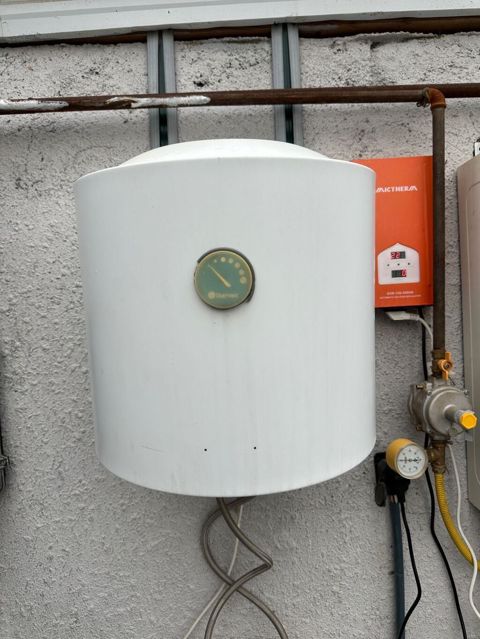 Ariston 50 l, İşlənmiş, Kredit yoxdur, Ünvandan götürmə — Bakı