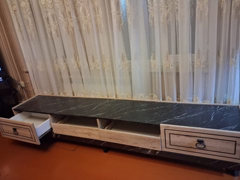 Televizor altlığı — Bakı