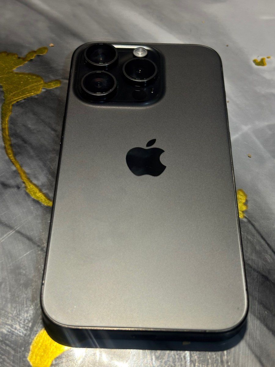 Apple iPhone 15 Pro Black Titanium 128GB/8GB — Smartfonlar, Bakı (2)