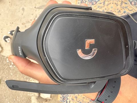 Logitech qulaqlığı — Bakı