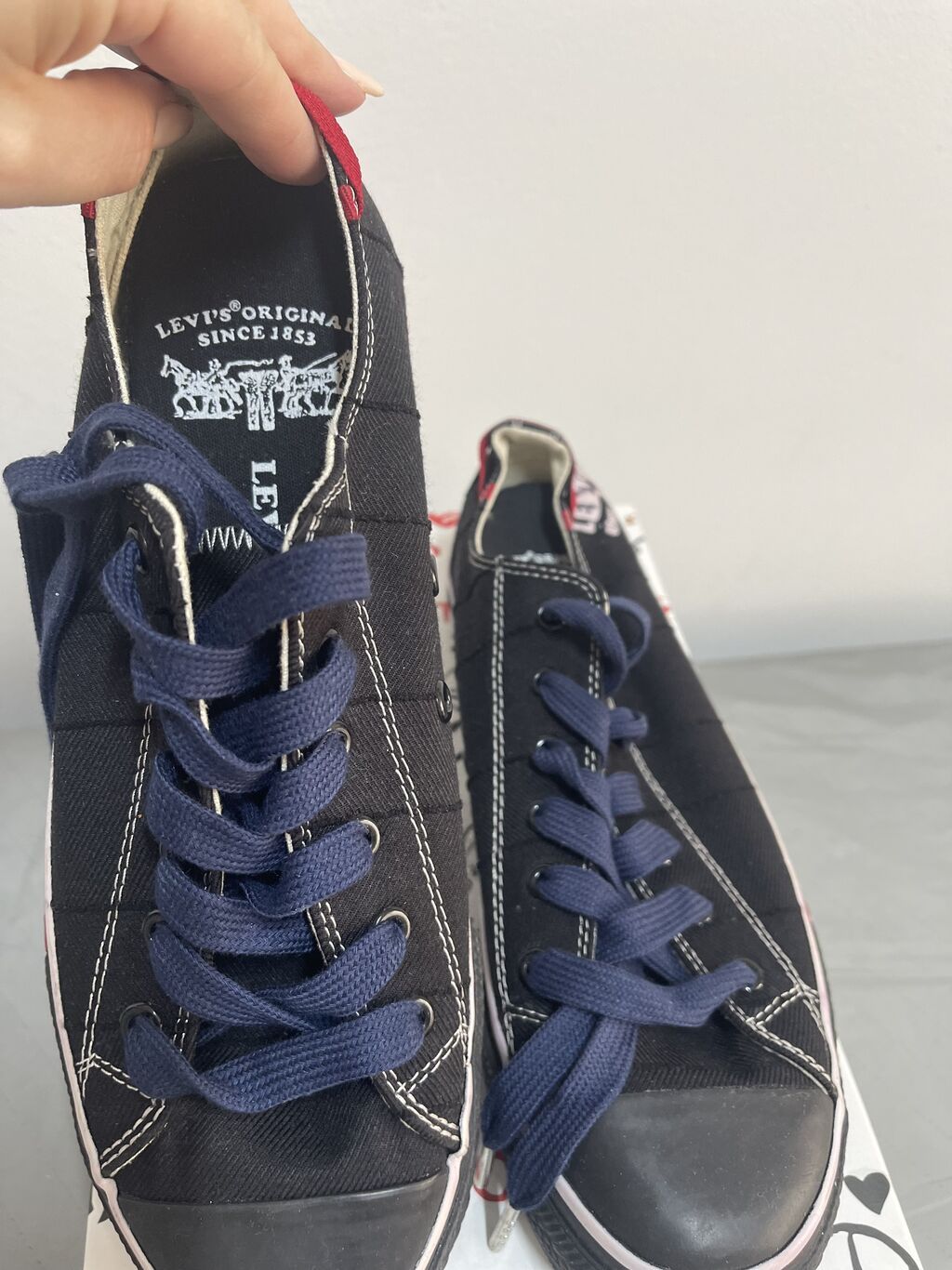 Levi’s unisex krossovkaları - Model: Levi’s Original (ağ iz tikişli — Şəxsi əşyalar, Bakı (3)