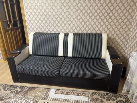 Qonaq otağı üçün dəst – 1 divan + 2 kreslo Temirle baqli vacib — Digah