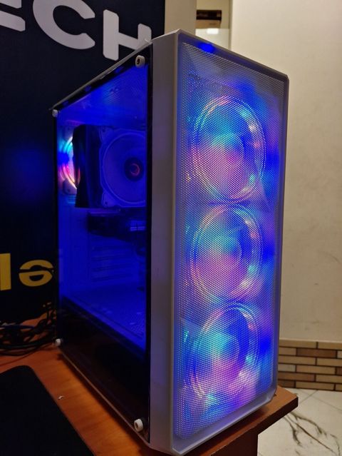Münasib Qiymətə Gaming Komputer 550AZN Parametrlər: Prosessor — Bakı