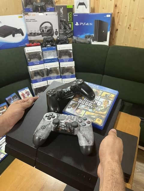 500gb. 2pult. 13.52. Plombali. Gta 5 diski hədiyyə Ps4 fat — Bakı