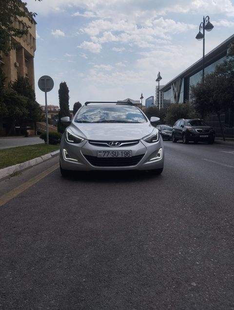 Hyundai Avante: 1.6 l 2015 il Sedan — Bakı