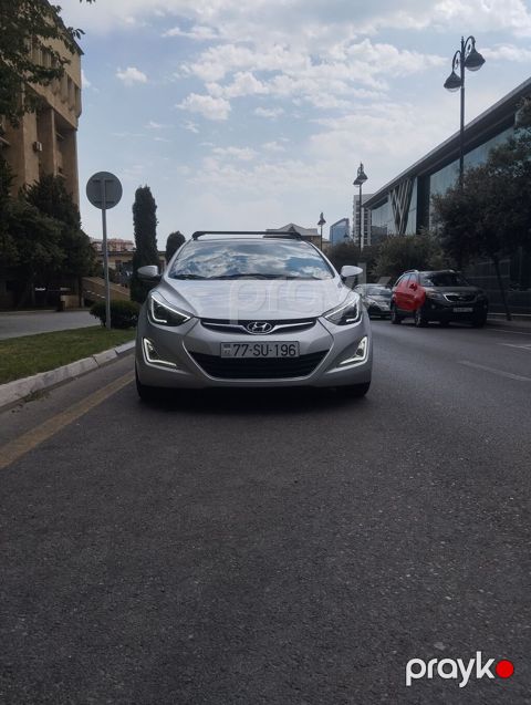 Hyundai Avante: 1.6 l 2015 il Sedan