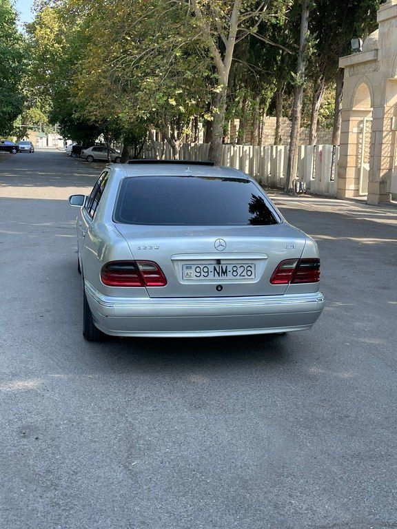 Mercedes E 220, 2.2 L, 1999 il, 600 000 km — Avtomobillər, Mingəçevir (4)