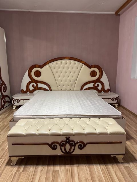 Yataq otağı mebeli — Bakı