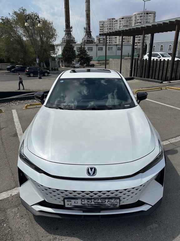 Changan Uni-V iDD, 1.5 L, 18.4 kWh, 2024 il, 13 500 km — Avtomobillər, Bakı