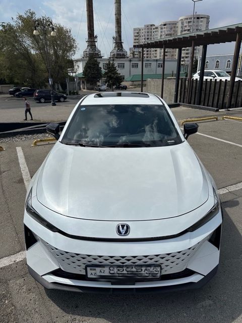 Changan Uni-V iDD, 1.5 L, 18.4 kWh, 2024 il, 13 500 km — Bakı