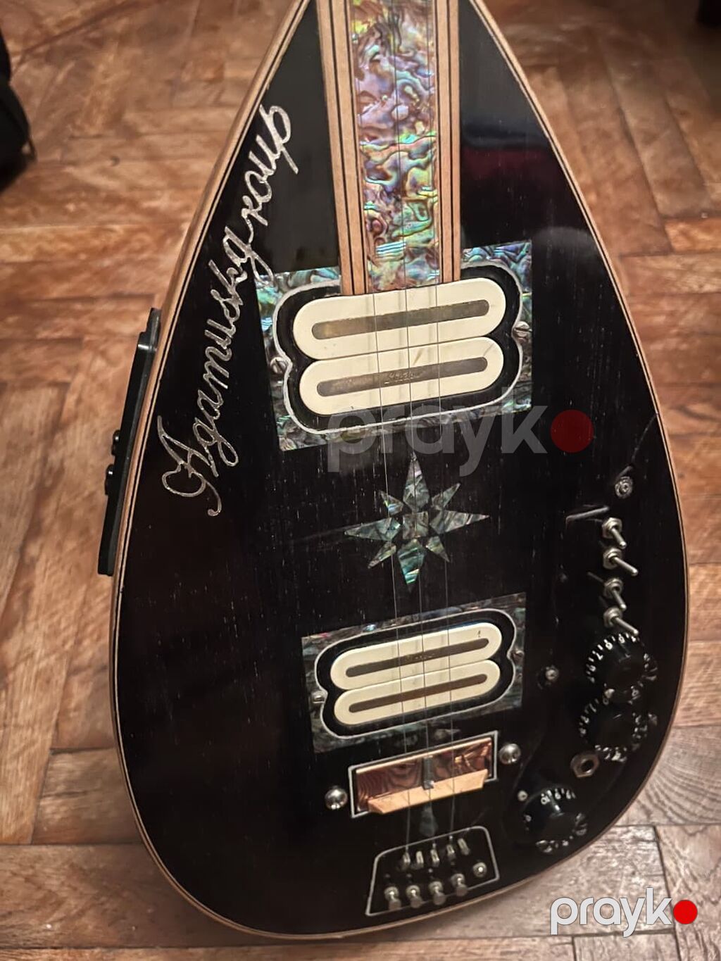 Elektro-ud (elektrik çıxışı olan ud) korpusu - Korpus: zolaqlı — Gitarlar və digər simli alətlər, Neftçala (2)