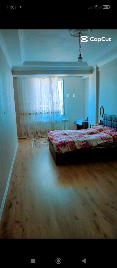 Ev yerləşir Abşeron rayonu Saray qəsəbəsində Saray MTK.Ev yalnız — Saray