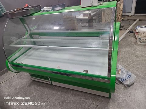 Vitrin soyuducu – Şirin x Qiymət: 400 AZN Ünvan: Ceyranbatan Ölçü — Bakı