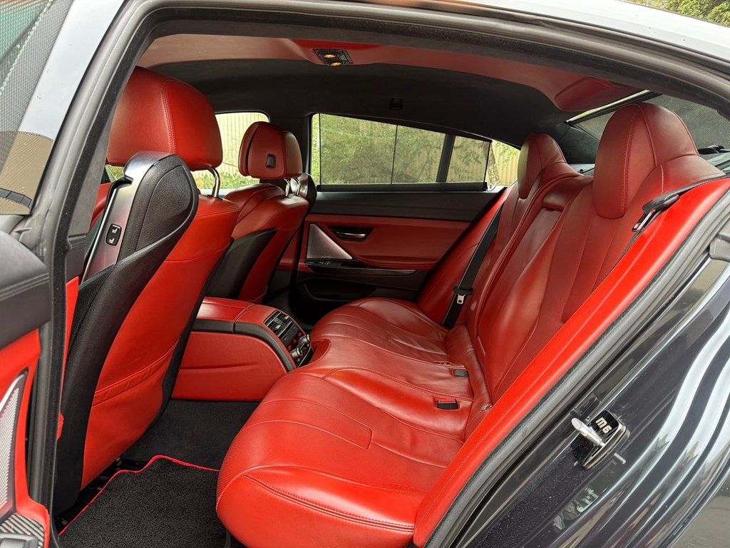 BMW M6, 4.4 L, 2014 il, 118 000 km — Avtomobillər, Bakı (12)