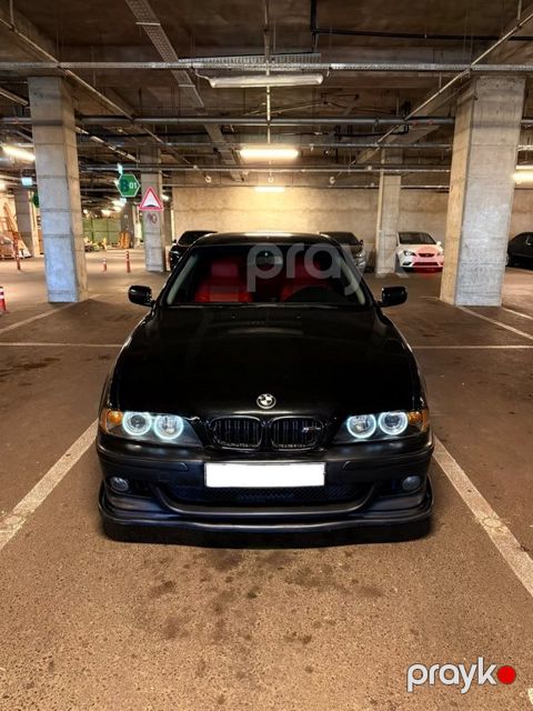 BMW 530, 2.9 L, 2002 il, 375 000 km