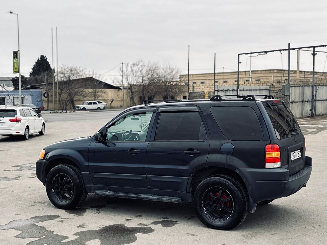 Ford Escape, 2003 il — Avtomobillər, Bakı (2)