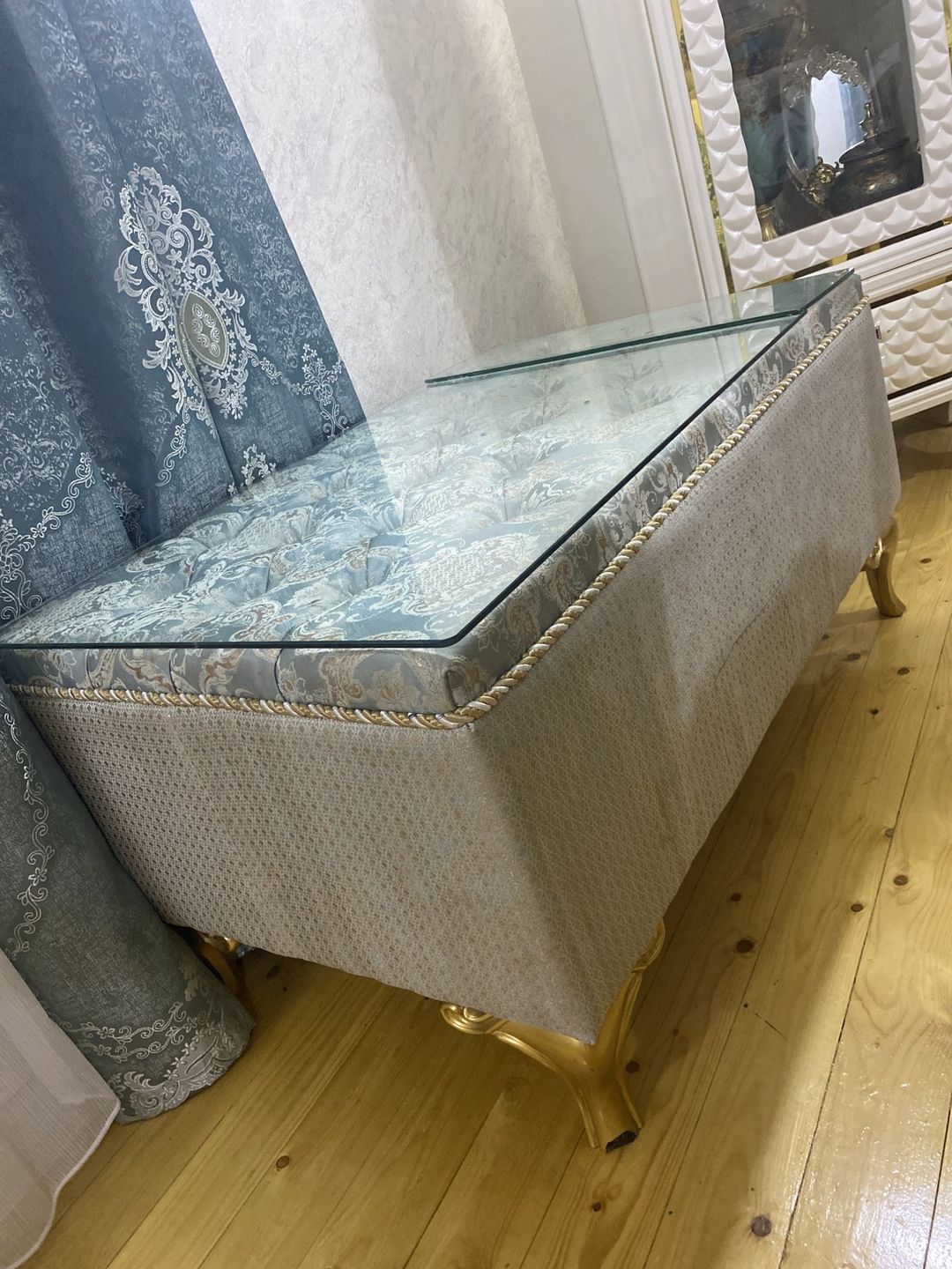 Klassik divan — Mallar, Bakı (4)