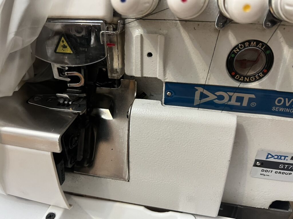 Tikiş maşını Yeni,Overlok, 4 saplı — Elektronika, Bakı (4)