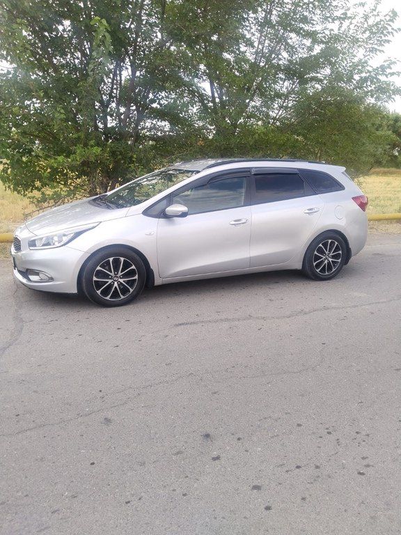 Kia Ceed, 1.4 L, 2014 il, 230 000 km — Avtomobillər, Bakı (4)