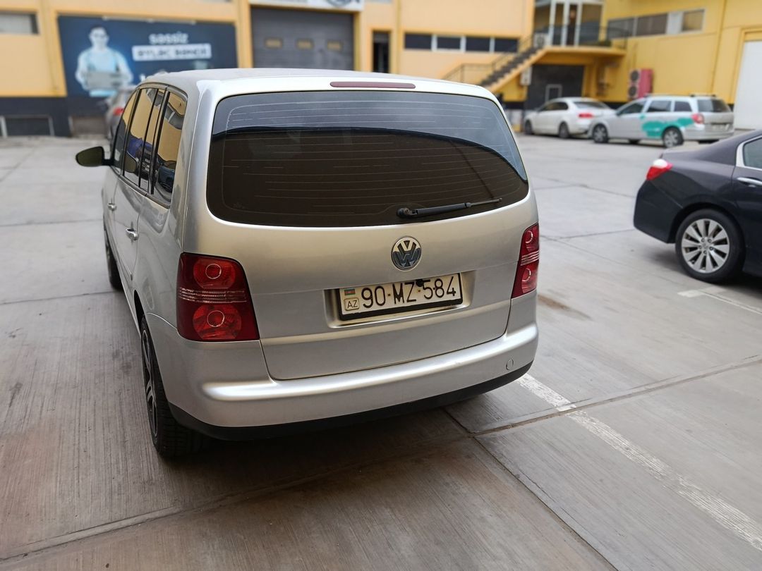 Volkswagen Touran, 2006 il — Avtomobillər, Bakı (4)