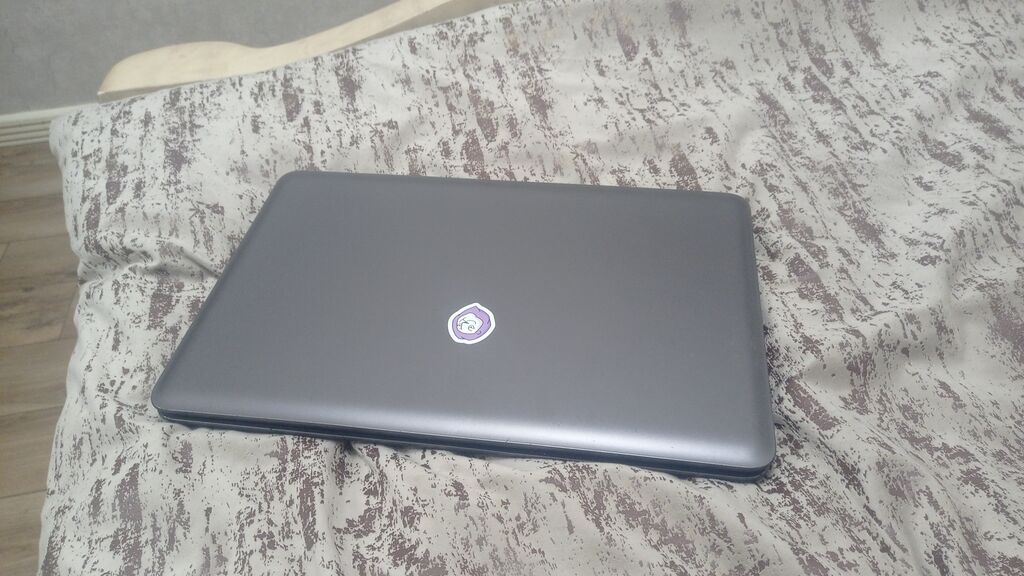 HP noutbuk - Ekran: təxminən 15.6" parlaq panel - Klaviatura: tam — HP, Bakı (3)