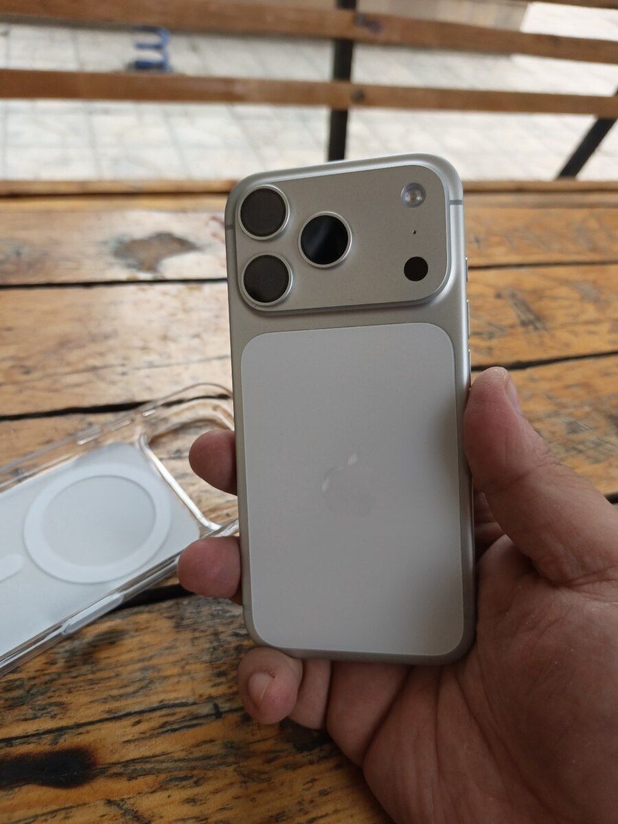 Apple iPhone 17 Pro Silver 256GB/12GB — Smartfonlar, Bakı (3)