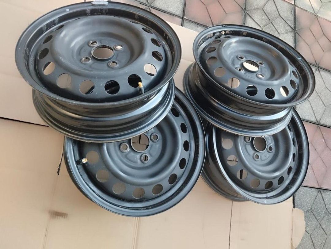 Toyota Aqua diskləri R15 — Ehtiyat hissələri və aksesuarlar, Zaqatala