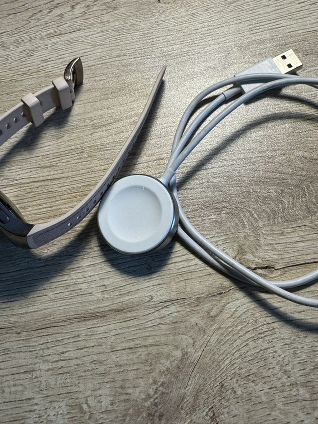Huawei Watch 5 “son versiya” 800 manata alınıb adapterine kimi tepteze — Aksesuarlar, Bakı (3)