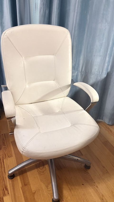 Ağ rəngli ofis/kreslo oturacağı - Material: süni dəri üzlük, yumşaq — Bakı
