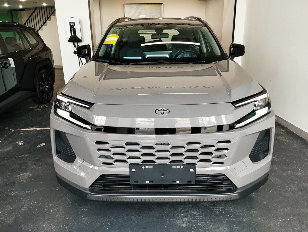 Toyota Wildlander, 2.0 L, 1.6 kWh, 2026 il, yeni — Avtomobillər, Bakı
