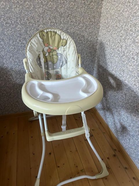 *qida masasi satilir* qiymeti 40₼* ünvan Hövsan z⁹⁰kod1911* — Bakı