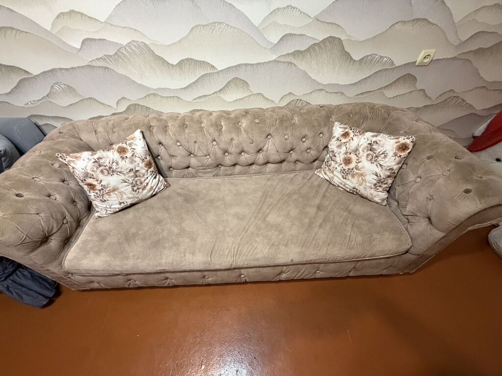 Divan yaxwi veziyyetde kocnen elaqedar satilir 80 azn son qiymet — Mebel, Bakı (2)