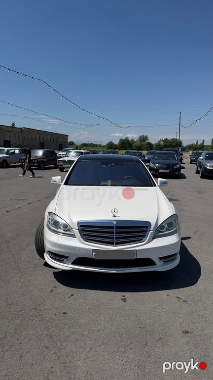 Mercedes S 63 AMG, 5.5 L, 2011 il, 272 000 km